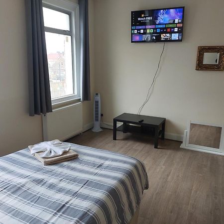 Family Friendly 3 Bedroom Flat Zone 2 - Children Stay Free! Londra Exterior foto
